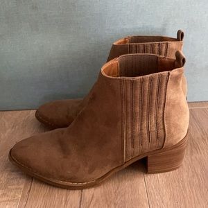 Universal threads for target ankle suede booties